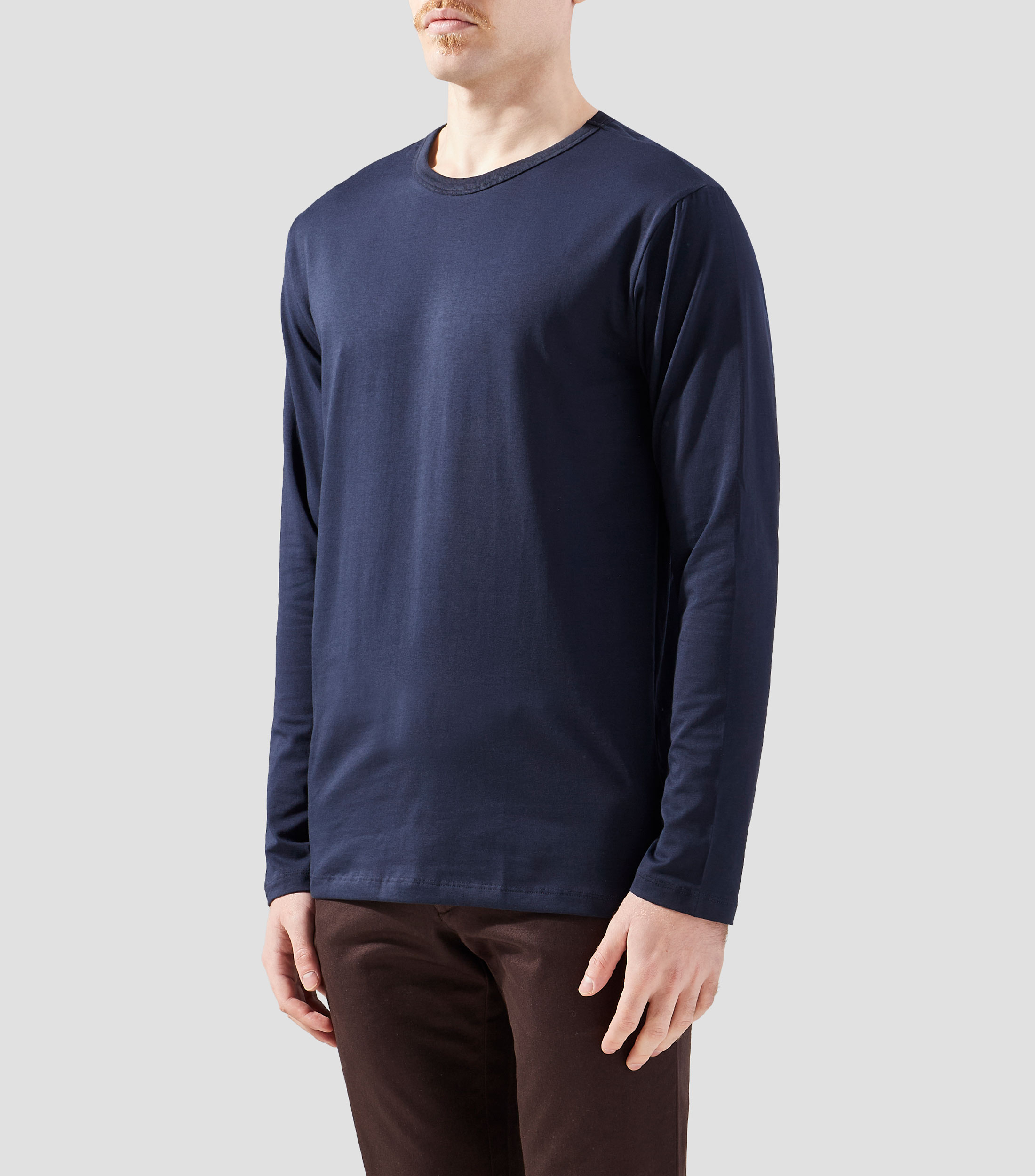 Playera cuello redondo manga larga lisa Hombre